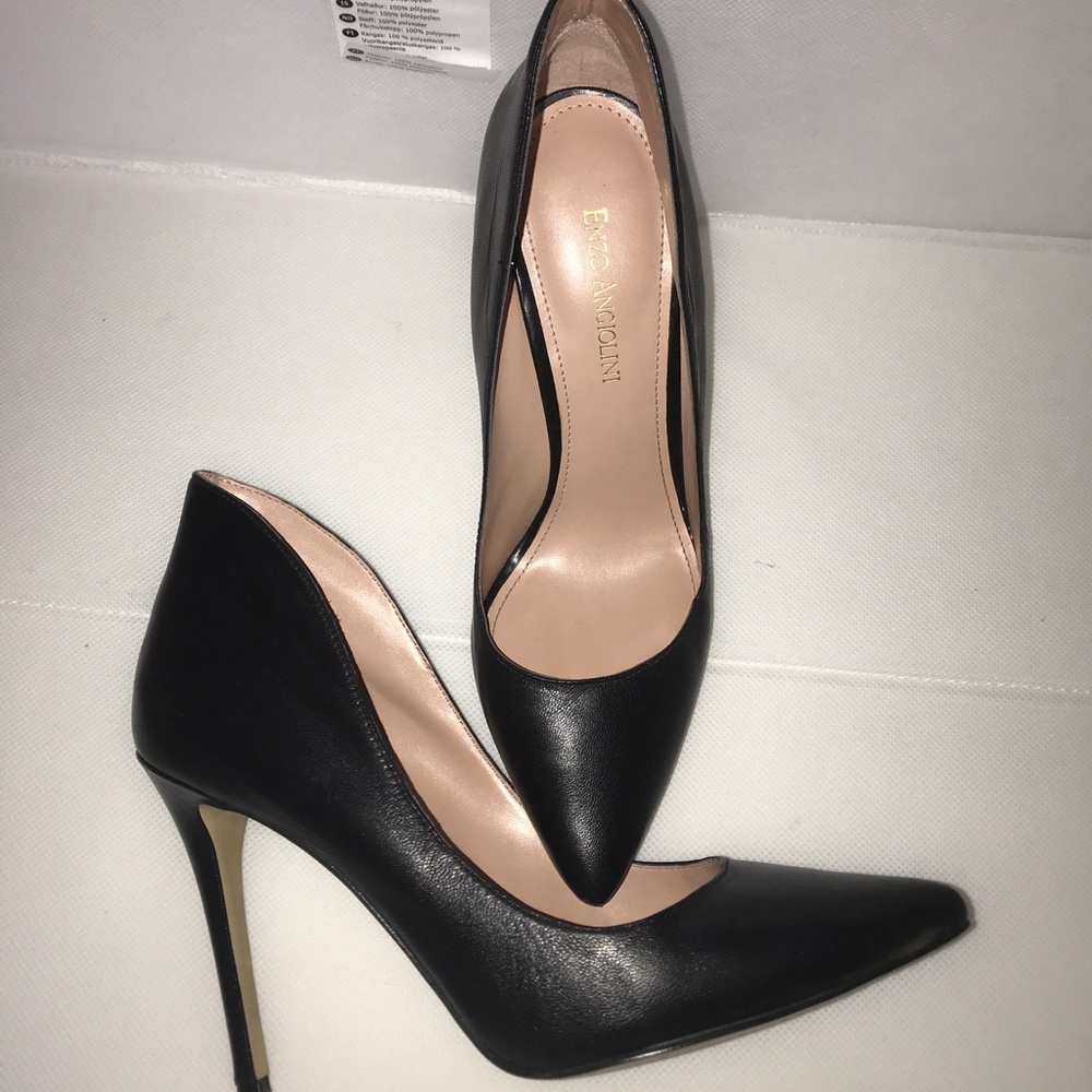 Women pumps